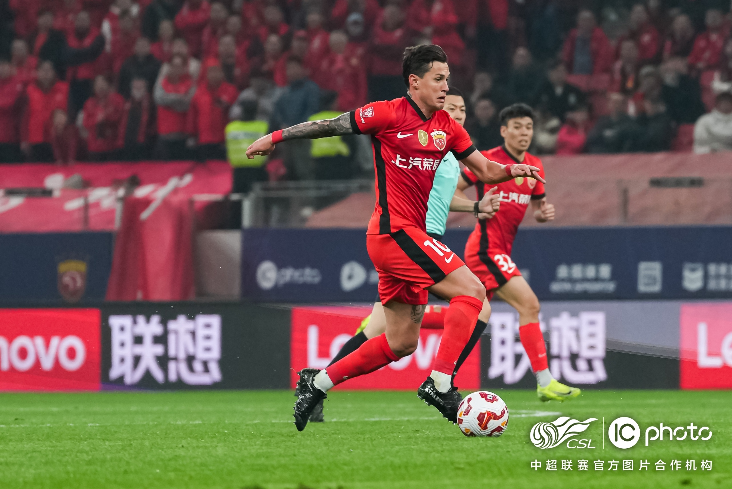 亚博官网-球队老将加盟新俱乐部，重返职业赛场 